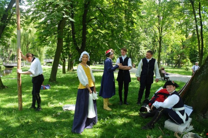 XVIII-wieczny piknik garnizon