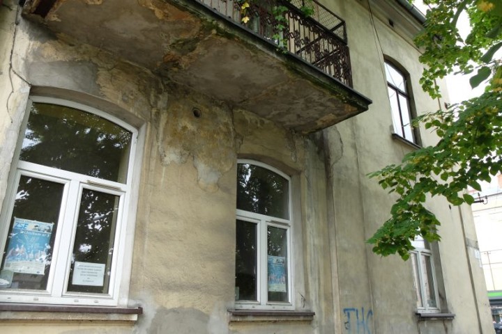 dom Piłsudski front 3
