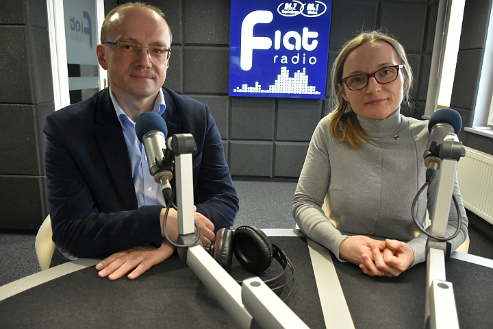 ks. Tomasz Knop i Agnieszka Fiuk/fot. Zbyszek Derda Radio Fiat